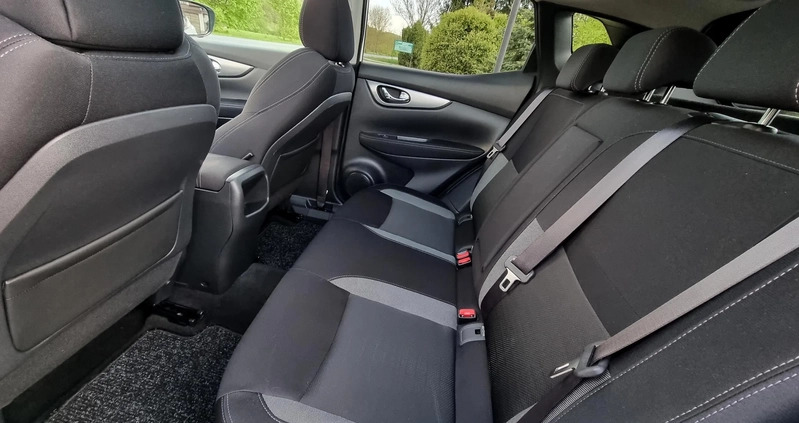 Nissan Qashqai cena 84300 przebieg: 37100, rok produkcji 2017 z Oświęcim małe 781